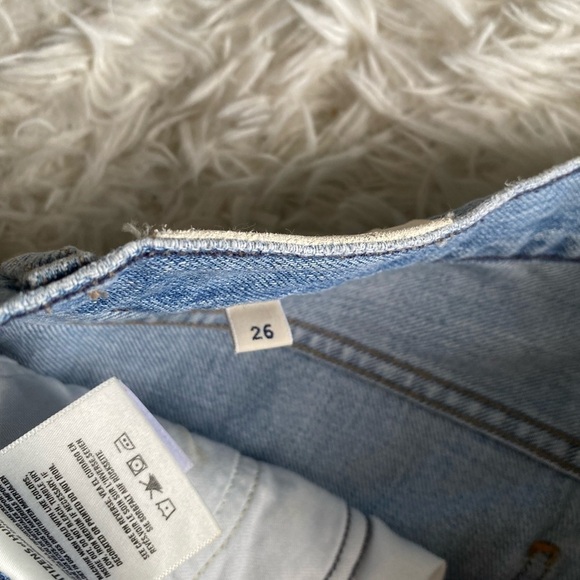 Citizens of Humanity Cora Crop Relaxed Undone Hem Jeans - Picture 4 of 7